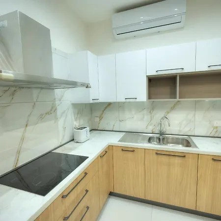 Britannia Suites, Charming 2 Bedroom Flat Jcas2