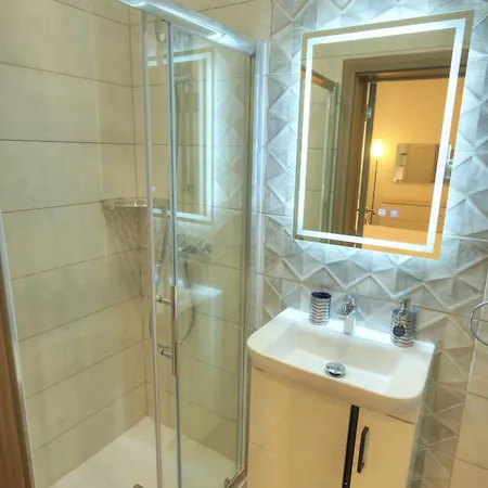 شقة Britannia Suites, Charming 2 Bedroom Flat Jcas2 إيل فورجانا
