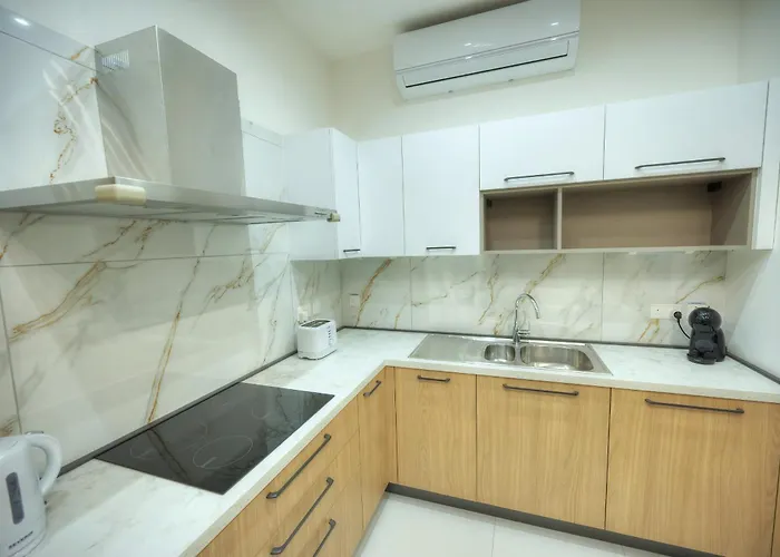 Britannia Suites, Charming 2 Bedroom Flat Jcas2